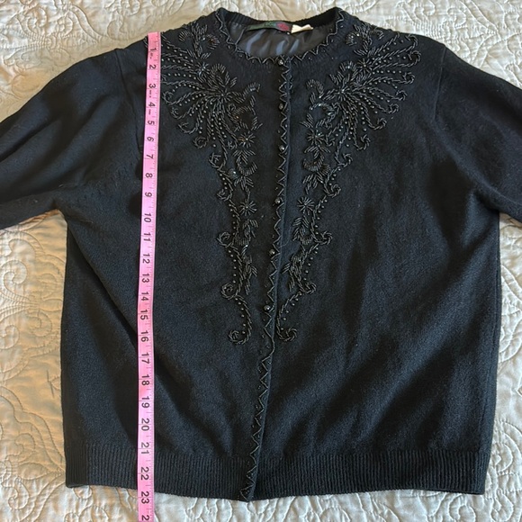 Chung Kiu Vintage Black Beaded Lambswool Cardigan Sweater size 42 - Picture 11 of 13